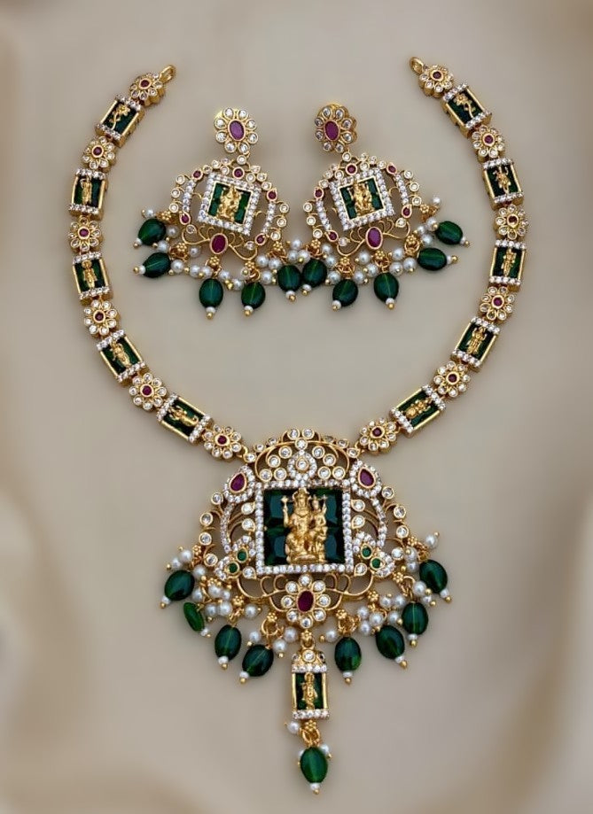 Stunning Dasavatharam Kundan Set