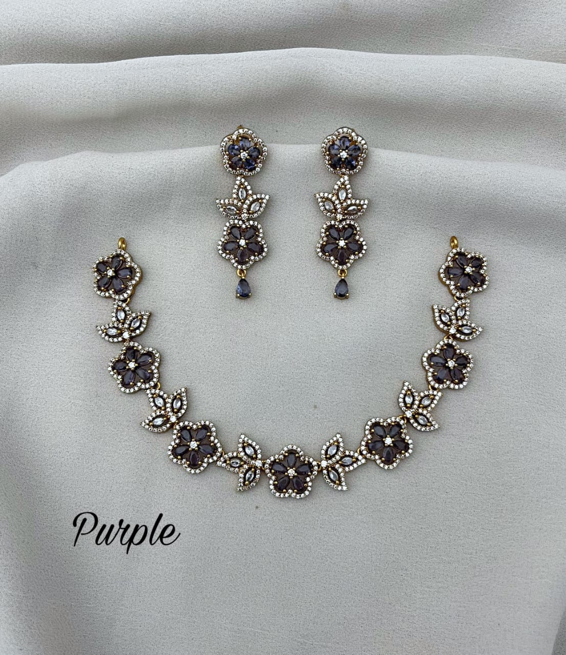 Beautiful stone studded flower choker set