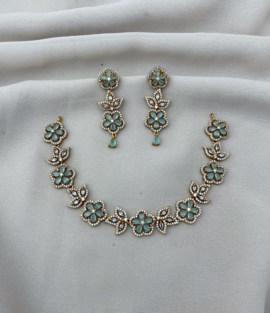 Beautiful stone studded flower choker set