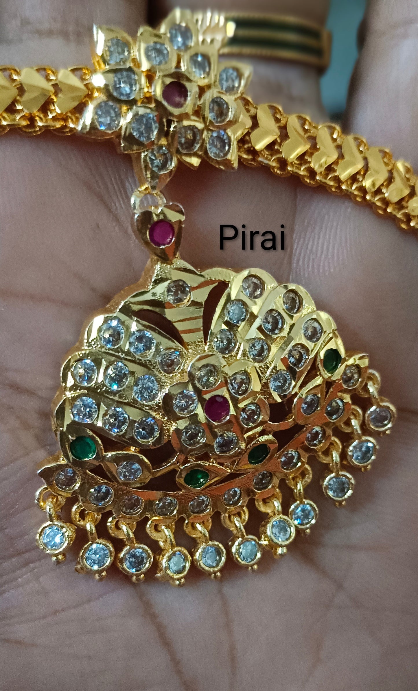Traditional Addigai with white red and green stone
