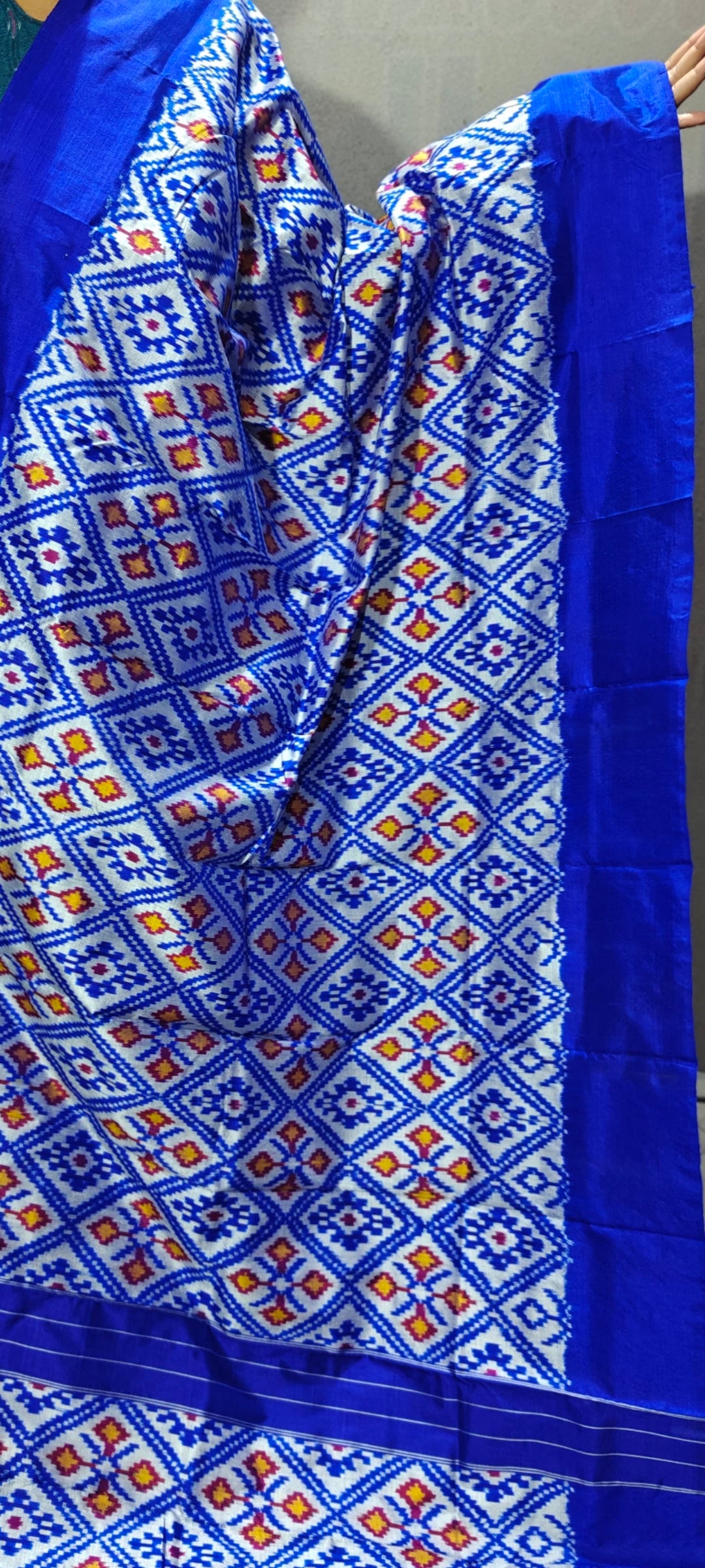 Pochampally IKKAT SILK Handloom Dupatta