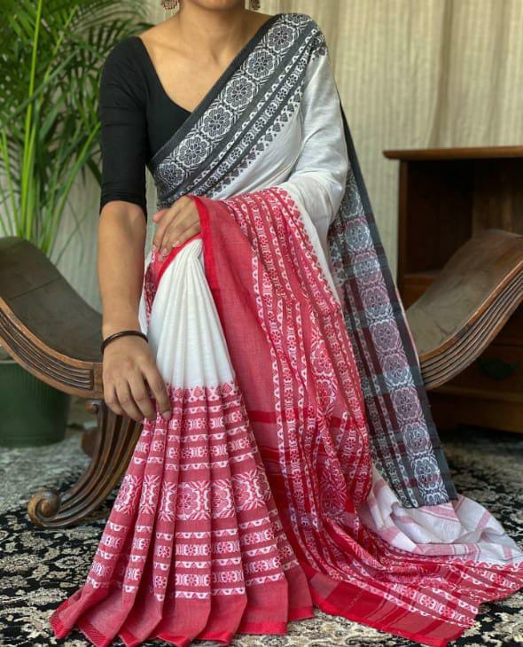 😍 *Begampuri Handloom Saree