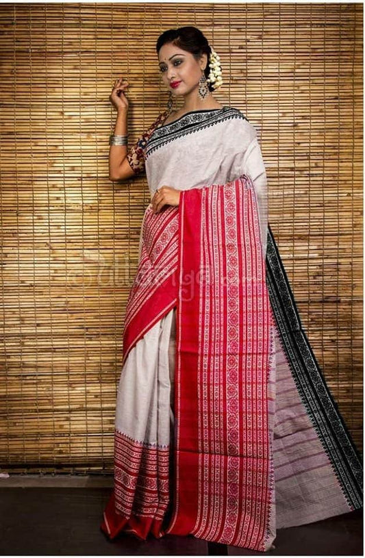 😍 *Begampuri Handloom Saree